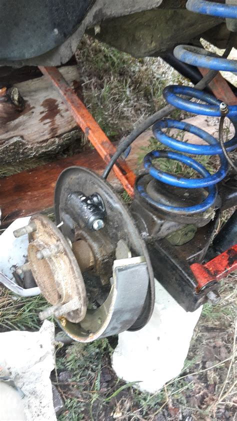 Самодельный способ увеличения выворота колес на Ниве