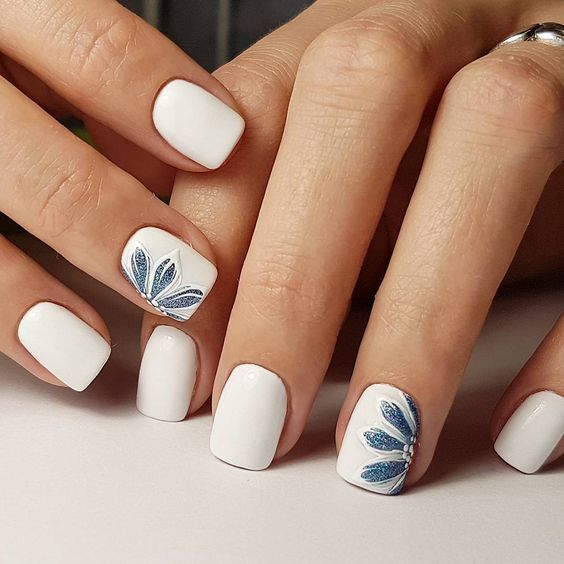 Новинки дизайна ногтей в белом цвете: фото-идеи маникюра 2023-2024