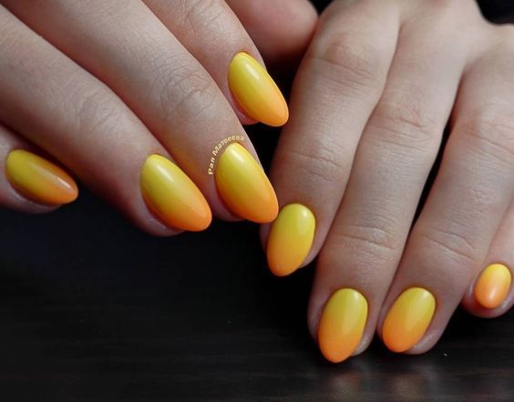 Желтые ногти: варианты маникюра гель-лаком и шеллаком, новые идеи 2023-2024